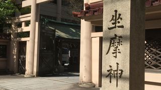 三ツ鳥居が珍しかったです