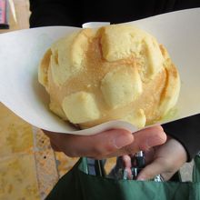 世界で2番めにおいしい焼きたてメロンパンアイス 広島宮島店