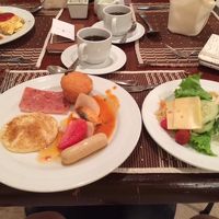 1階のレストランで食事