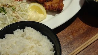 鶏唐揚げランチオイシイ