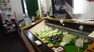 門前にあるので、時間が無い人でも立ち寄れる。