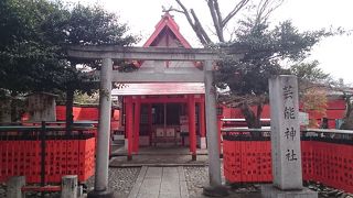 「車折神社」の境内にある「芸能神社」