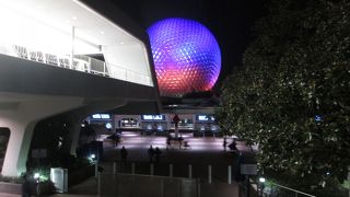 夜のエプコット