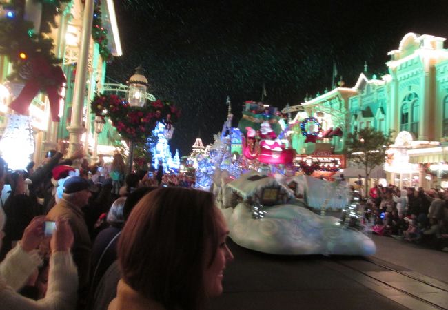 メインストリート エレクトリカルパレード クチコミ アクセス 営業時間 オーランド フォートラベル