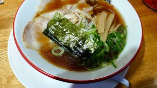 あっさりしょうゆらーめん　こくがあってあわりとおいしい