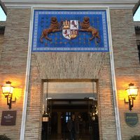 14世紀に建てられた宮殿です。