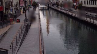 道頓堀川の両岸