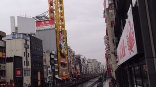 堀ではなく川なのですね