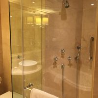 シャワーブース