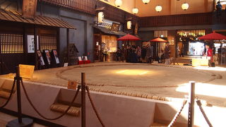 色んな飲食店あり