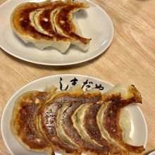 3個350円、5個450円(焼き餃子の持ち帰り有)