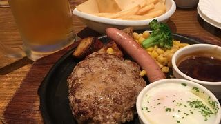 滑走路が見えるレストラン