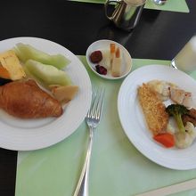 クロワッサンが好きな私の朝食