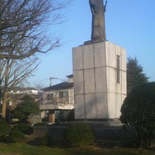 橋本左内の銅像などがあります