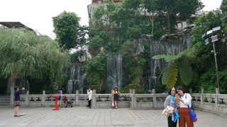 入口にあります