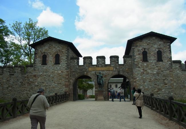 ザールブルク城砦
