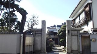 谷中七福神の寿老人が祀られている臨済宗の寺院です