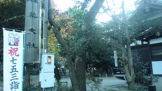 夕焼けが似合う神社