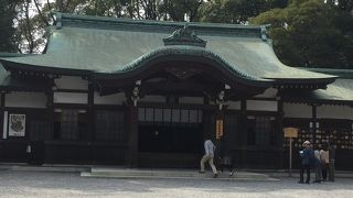 唐破風がお寺みたい