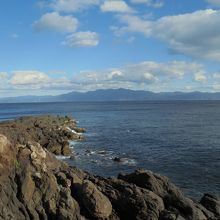 左側には大隅半島