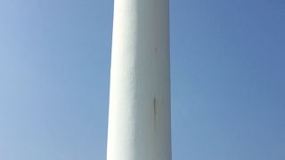 心地よい海風と「残波岬灯台」～沖縄～