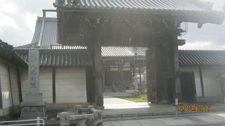 今も大きな寺院です。