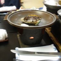 活きアワビの踊り焼き　たまらないです。