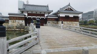 二の丸へと渡る橋