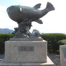 世界一のふくの像