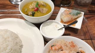 ランチは高めかな