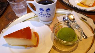 黒壁が印象的、野口英世ゆかりの建物を改築したレトロカフェ