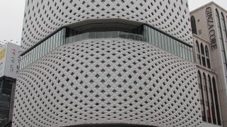 斬新なデザインが目を引きます