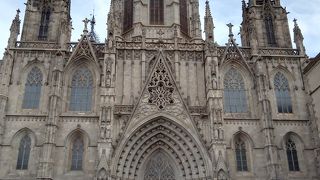 前の広場は広くてのんびり出来ます。