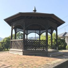 旧海軍墓地（長迫公園）、頂上の展望台。