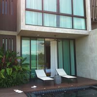 ベットの奥が客室です。