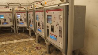 ちょっと暗くて、確かに、ちょっと怖いかな