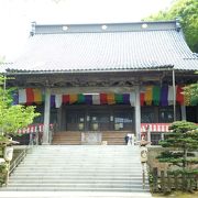 県境の寺