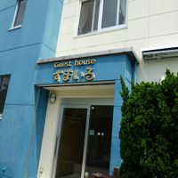 ３階建なので、歩いていると目だってすぐわかります。