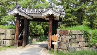 本来とは違う場所にありました