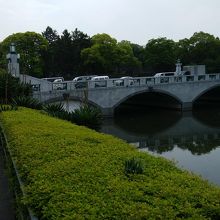 新緑の竹橋