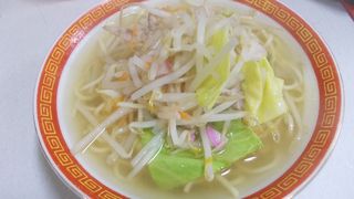 値段も「昭和」な食堂