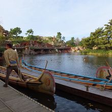 この席数から乗船人員の多さがわかります。