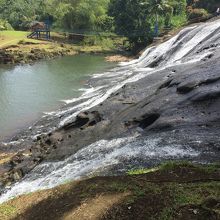 タロフォフォの滝