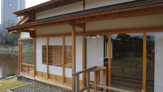 燕形の長押釘隠