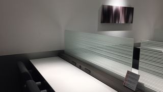 狭いけど上品な感じ