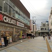 雰囲気好きだな、まったりと時間が流れる鵠沼海岸商店街