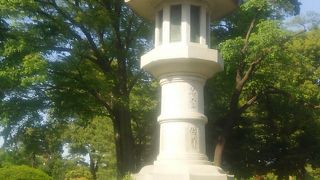 有名人のお墓も多い