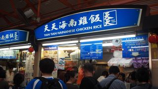 いつも行列ですが、ドンドン進みますので並んでも食べるべき!!