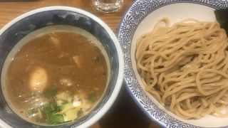 渋谷で人気の王道つけ麺
