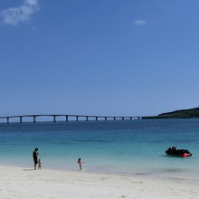 来間橋と前浜ビーチ